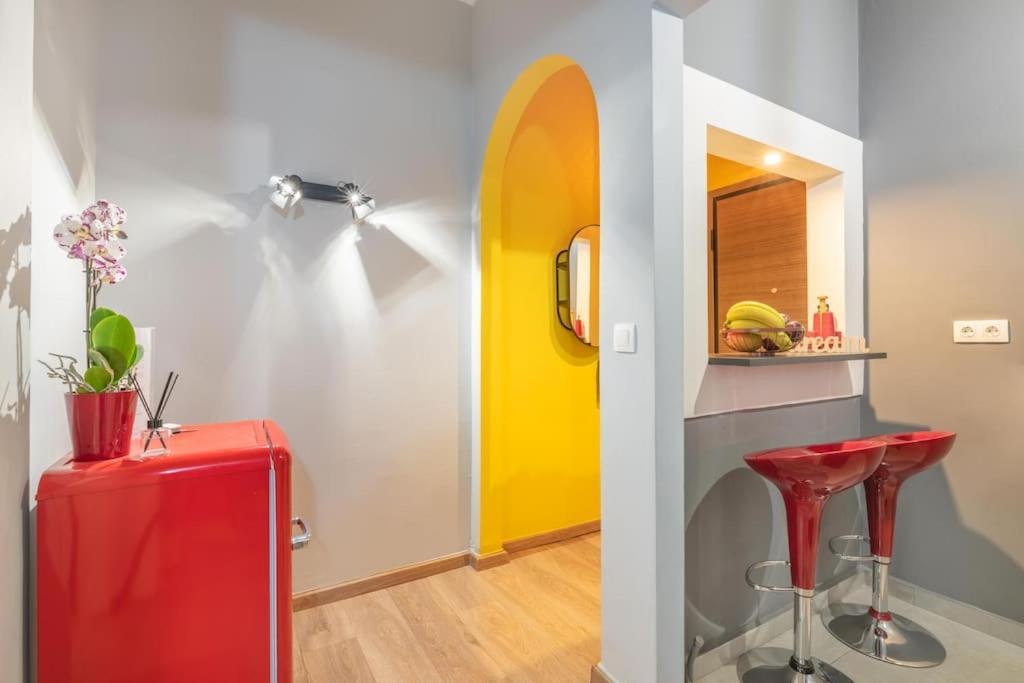 The Hostmaster Hollywood Space Studio أثينا المظهر الخارجي الصورة